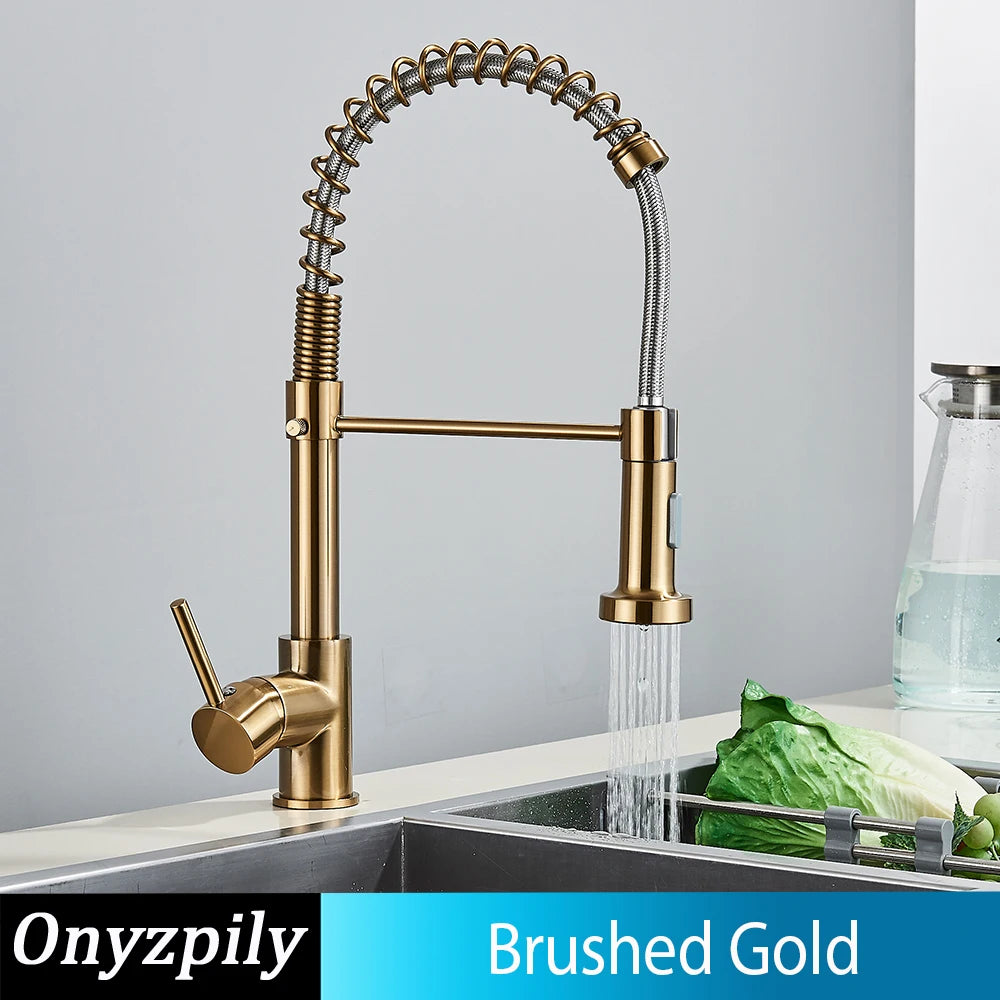 Onyzpily Single Handle Pull Down Kitchen Faucet